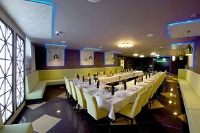 Green Park Kaluga Hotel