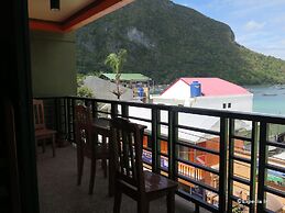 Garnet Hotel