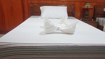 Garnet Hotel