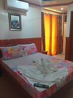Garnet Hotel