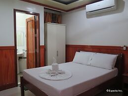 Garnet Hotel