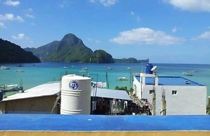 Garnet Hotel