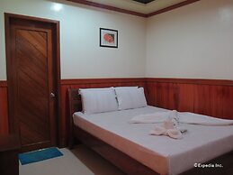 Garnet Hotel