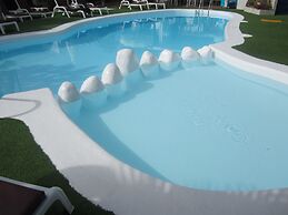 California Suites