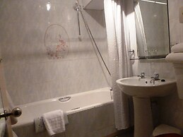 Moulin Hotel