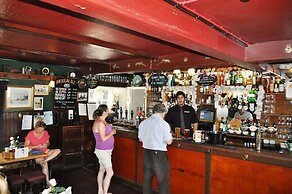 Moulin Hotel