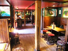 Moulin Hotel