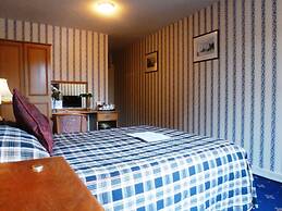 Moulin Hotel