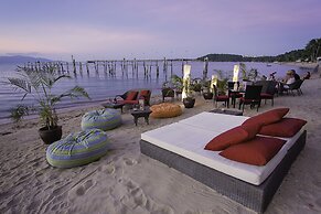 Enjoy Beach Hotel