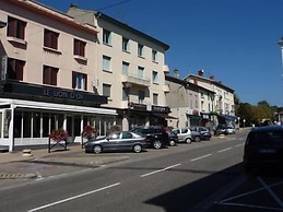 Hôtel Restaurant Le Lion dOr