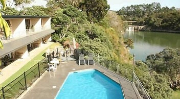 Waterfalls Estate - Motel & Campground