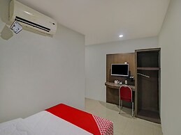 OYO 2574 Z Suites Hotel