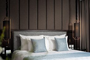 Elegant Suites Westlake