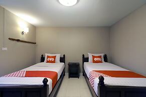 OYO 493 Mali’s Room