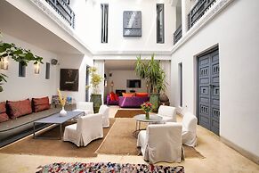 Riad Awa