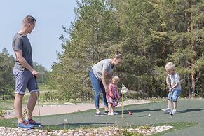 Kultaranta Resort