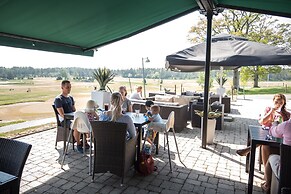 Kultaranta Resort