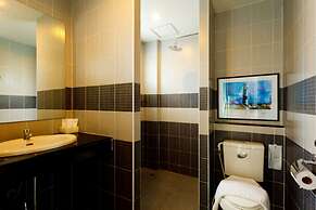 Cool Residence