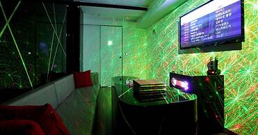 Rich Diamond Hotel