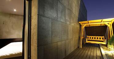 Rich Diamond Hotel