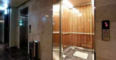 Rich Diamond Hotel