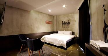 Rich Diamond Hotel