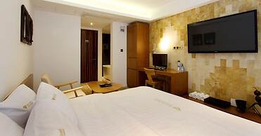 Rich Diamond Hotel