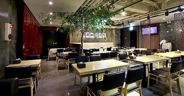 Rich Diamond Hotel