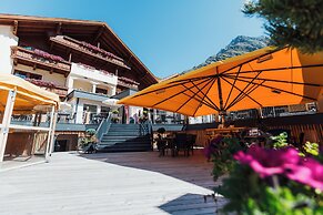 Hotel Mittagskogel Pitztal