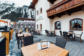 Hotel Mittagskogel Pitztal