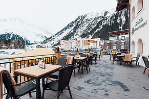 Hotel Mittagskogel Pitztal