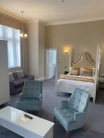 Wroxall Abbey Hotel