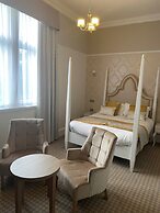 Wroxall Abbey Hotel