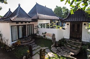 Ambary House