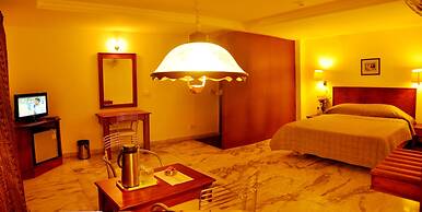 Nayagara Hotel