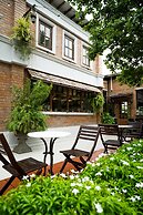 San Pareni Hotel
