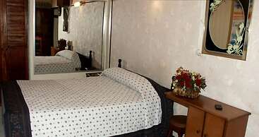 Apart-Hotel Roma