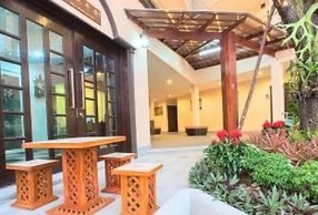 Baan Nam Poon Resort