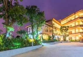 Baan Nam Poon Resort