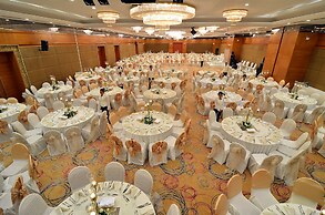 DoubleTree by Hilton Hotel Van