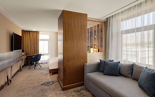 DoubleTree by Hilton Hotel Van
