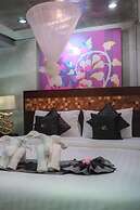 Thapae Loft