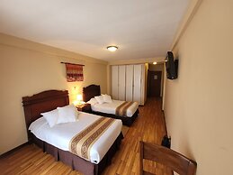 Monte Carlo Hotel