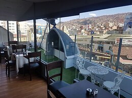 Monte Carlo Hotel