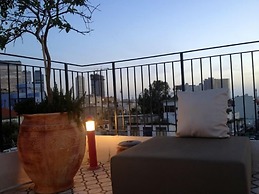 Pink House TLV - ApartHotel