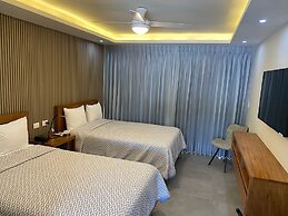 New Garden Hotel