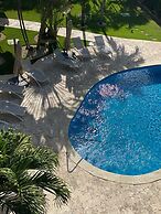 New Garden Hotel