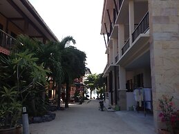 Rin Bay View Resort