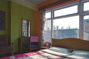 Hotel Discovery Inn