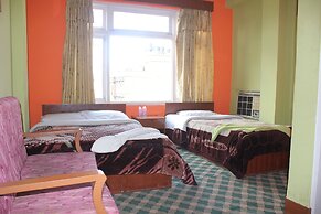 Hotel Discovery Inn